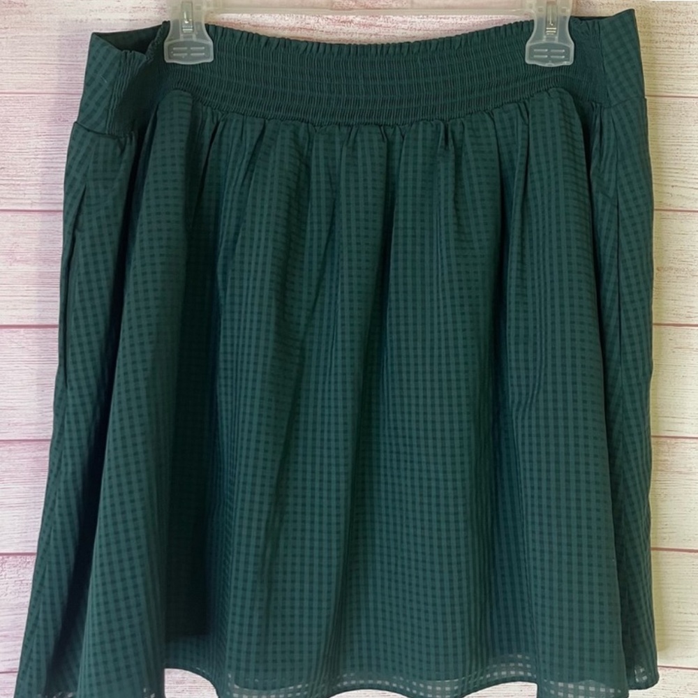 A New Day Flt and Flare Green Skirt Size XL‎